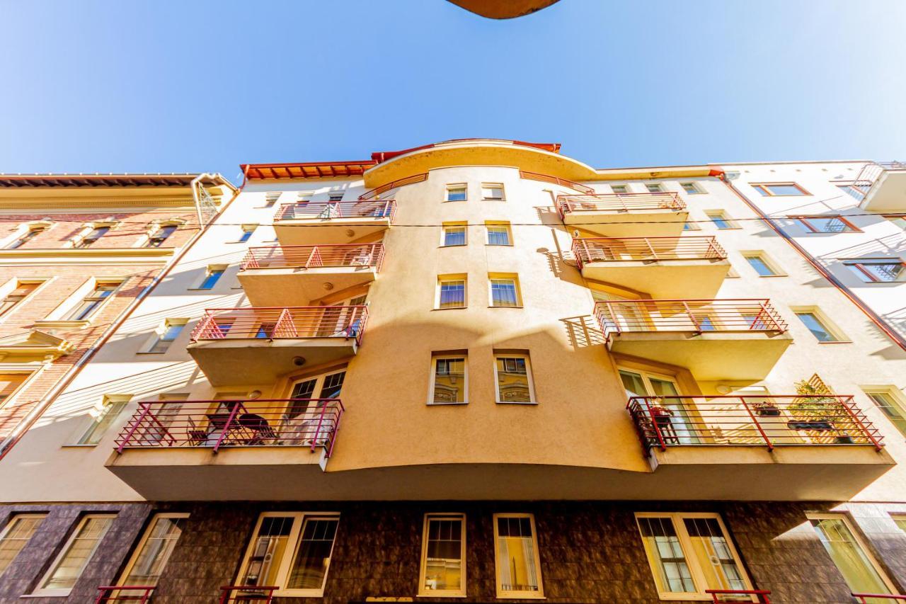 Peony Kaldy Apartman Free Garage Under The House 布达佩斯 外观 照片