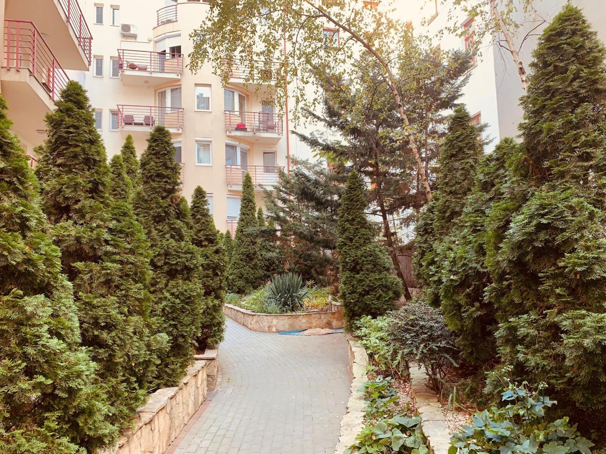 Peony Kaldy Apartman Free Garage Under The House 布达佩斯 外观 照片